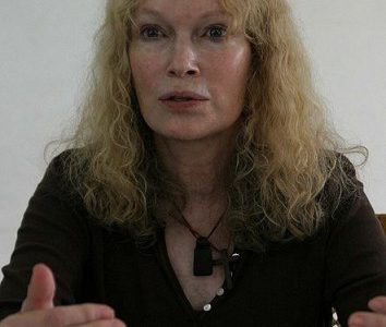Mia Farrow, Carole White testify in Charles Taylor's war crimes trial