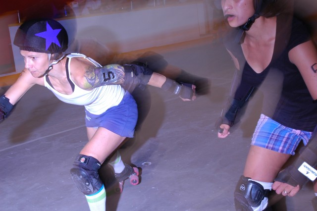 Gold City Rollers: Gnarlie's Angels versus the Babes of Brutality