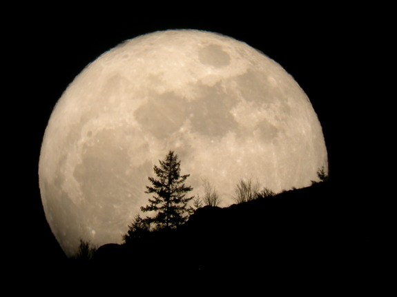 Saturday's big for moon watchers