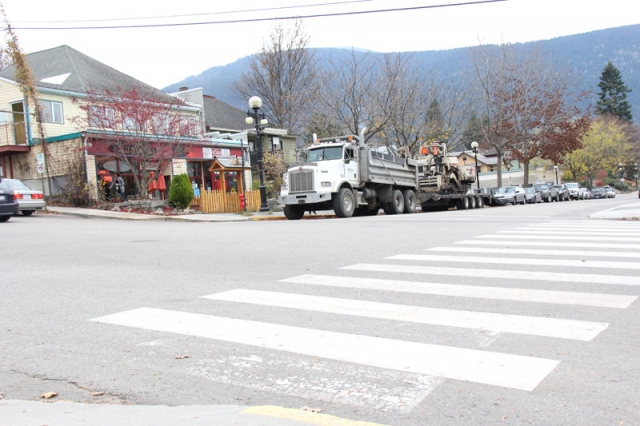 Women escapes life-threatening injuries after being hit by a vehicle in a Nelson crosswalk