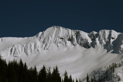 RCMP confirm two skiers okay after overnight stay in backcountry