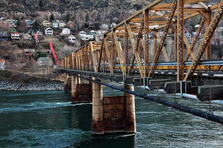 Divers to inspect Old Trail Bridge Tuesday