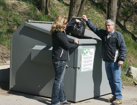 City partners to provide free bear-proof garbage bins for resident use