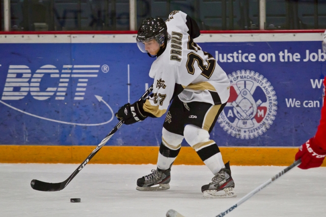 Saints look to 'natural leader' to lead Selkirk into BCIHL season