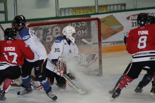 Valley West Hawks sweep Ice as Major Midget opens season