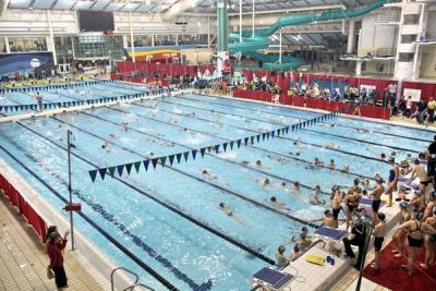 Regional swimmers of 'TRAX' program at CHRISTMAS CRACKER meet