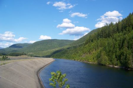 Heck of a bathtub to clean — Kootenay Canal gets 'dewatered'