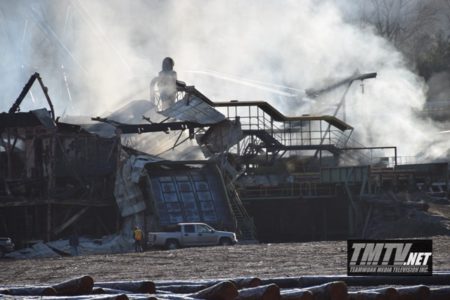 Cooper Creek rocked by early morning fire at Meadow Creek Cedar mill