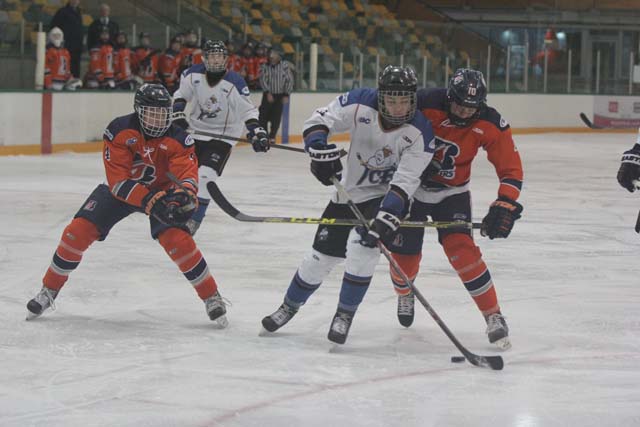 Ross, Doyle combine to spark Kootenay Ice past Thompson Blazers