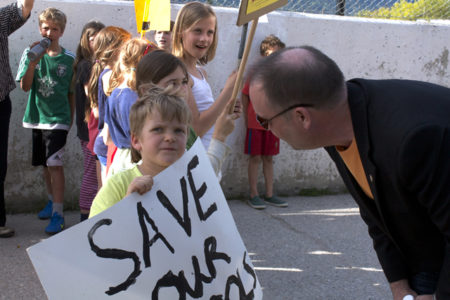 'Want adequate funding' parents tell Education Minister Mike Bernier during tour of Kootenay Lake School District