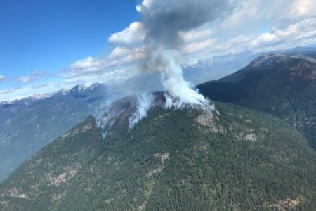 Talbot Creek fire remains out of control, now covers 725 hectares