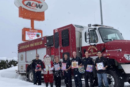 40th Annual Castlegar Firefighters Christmas Toy Drive a snowy success