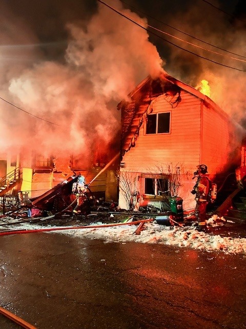 Blaze destroys Trail home