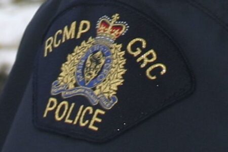 Rossland teenagers approached by masked Trail man